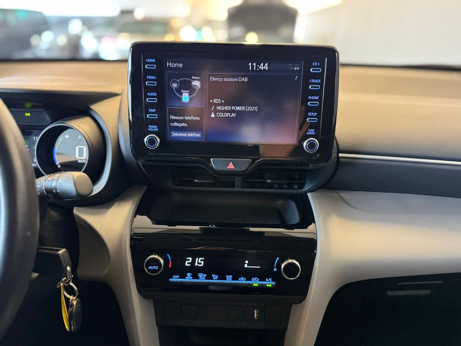 toyota yaris cross hybrid (12)