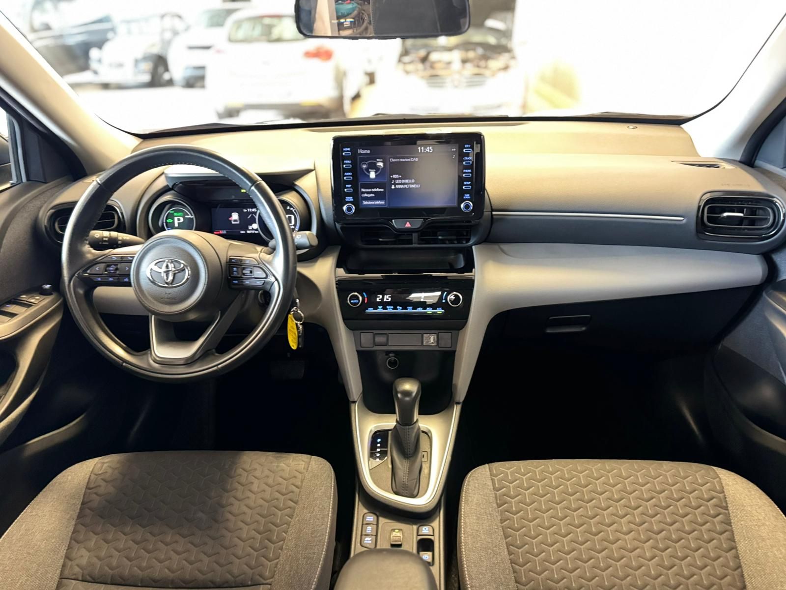 toyota yaris cross hybrid (15)