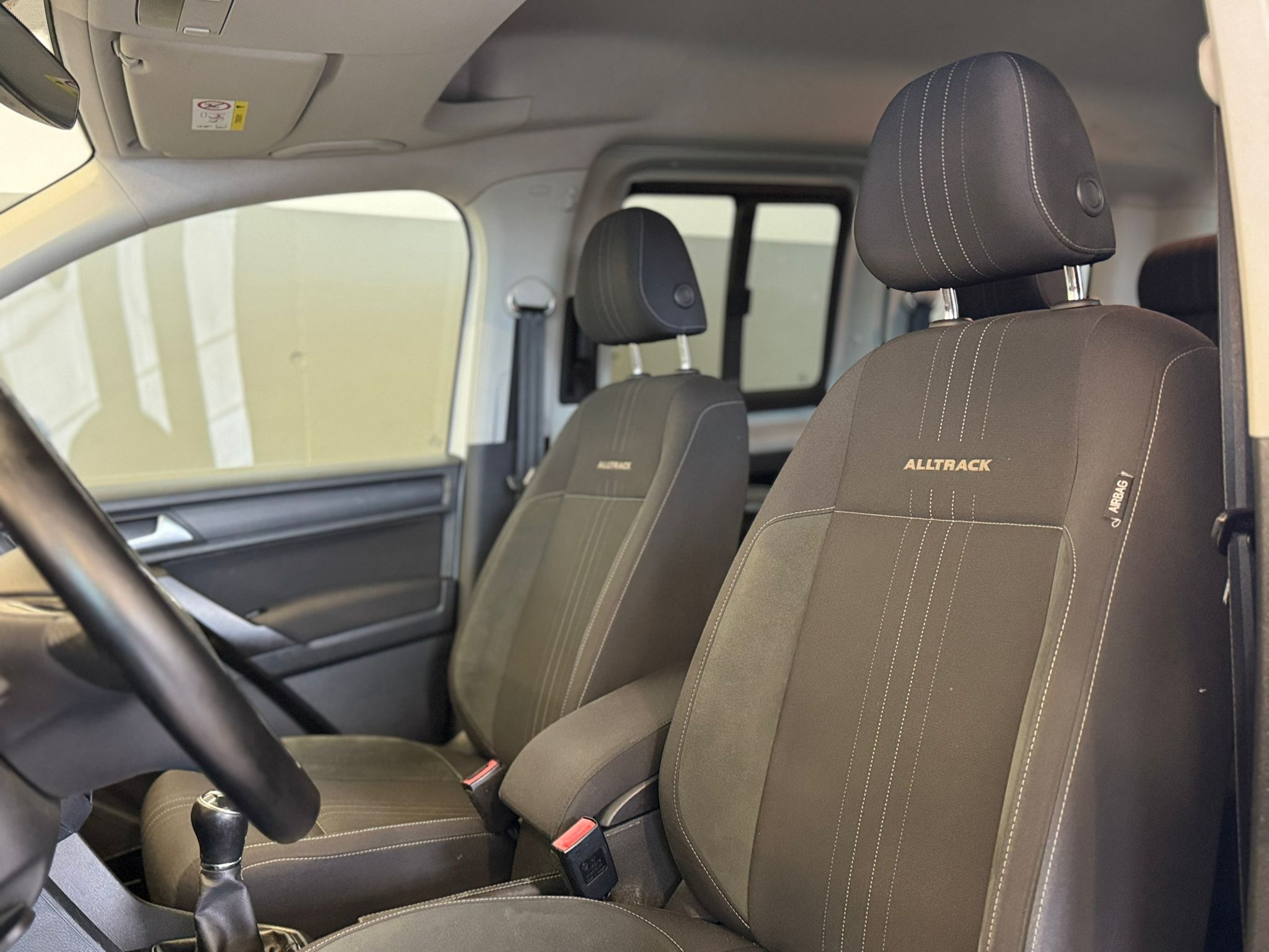 Volkswagen Caddy Altrack 13