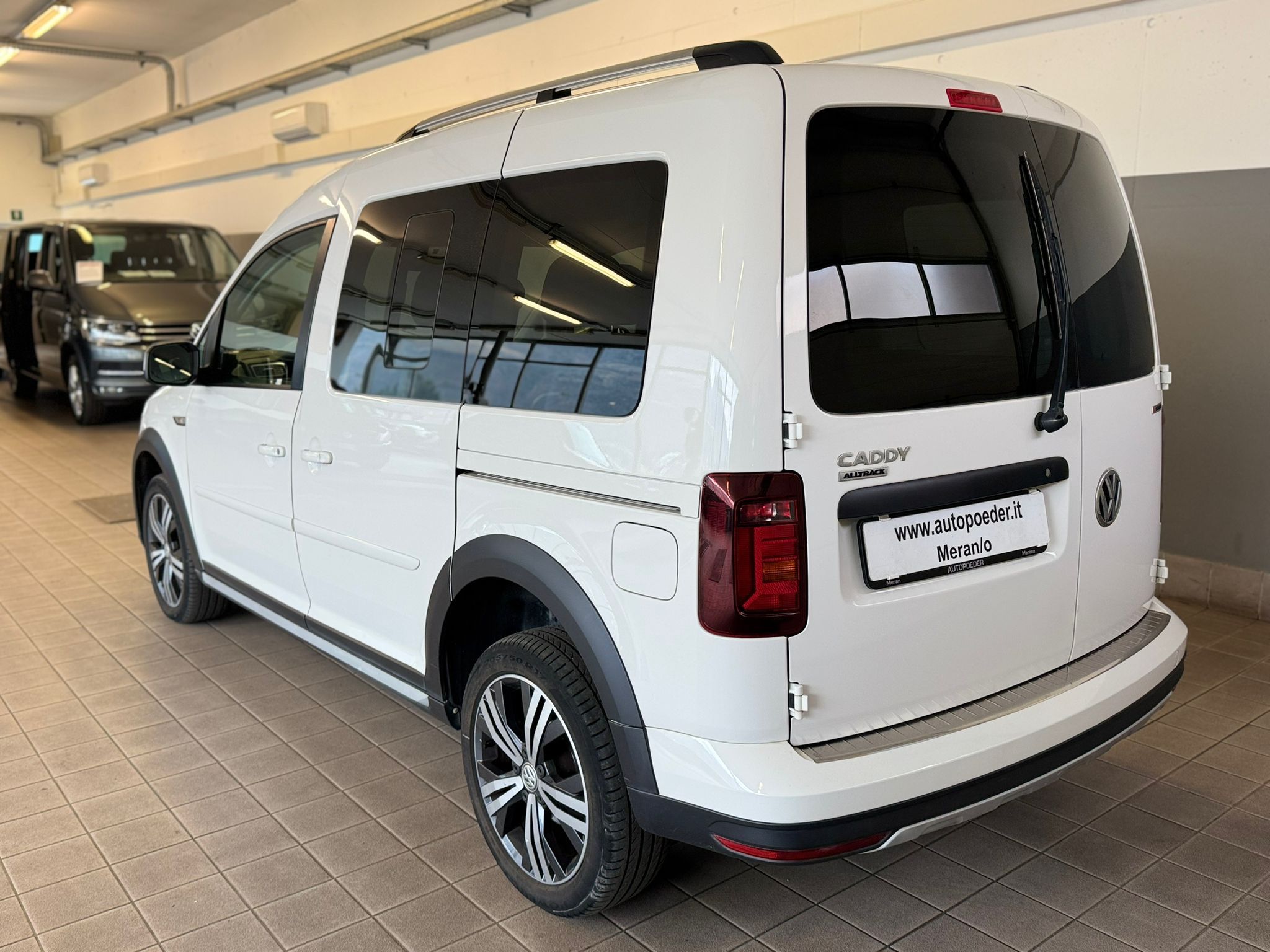 Volkswagen Caddy Altrack 2