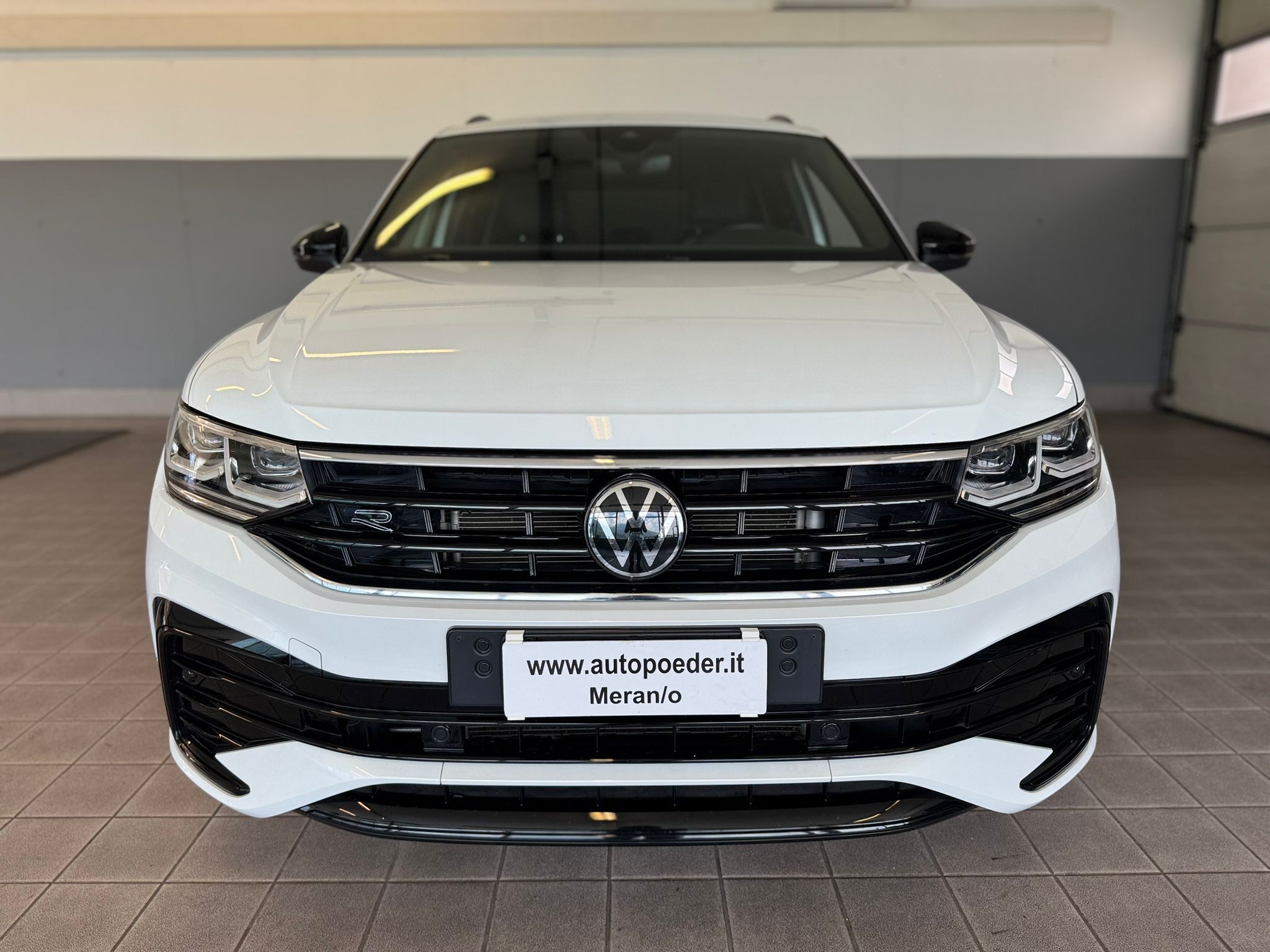 Volkswagen Tiguan Weiß Rlien 7