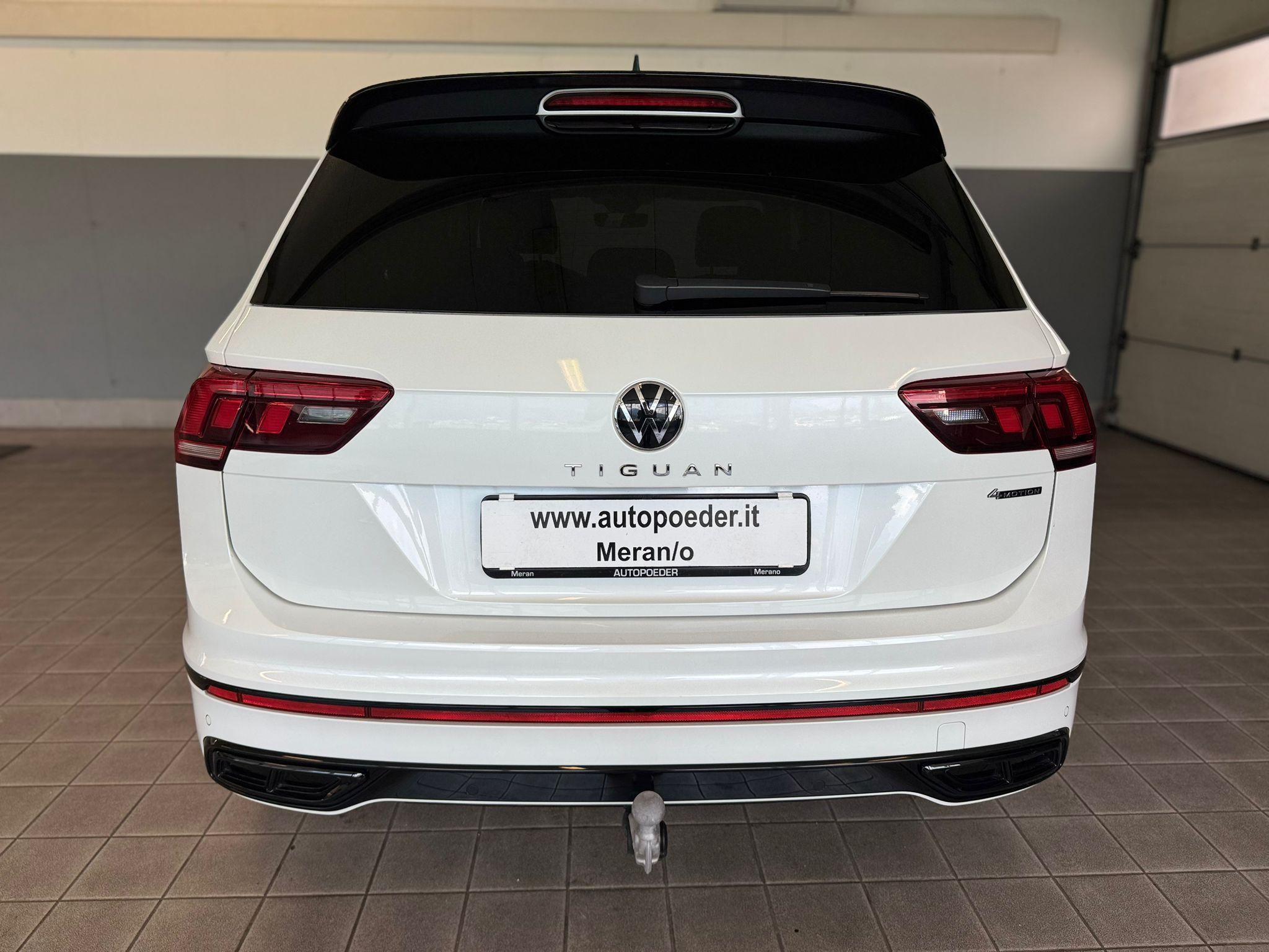 Volkswagen Tiguan Weiß Rlien 8