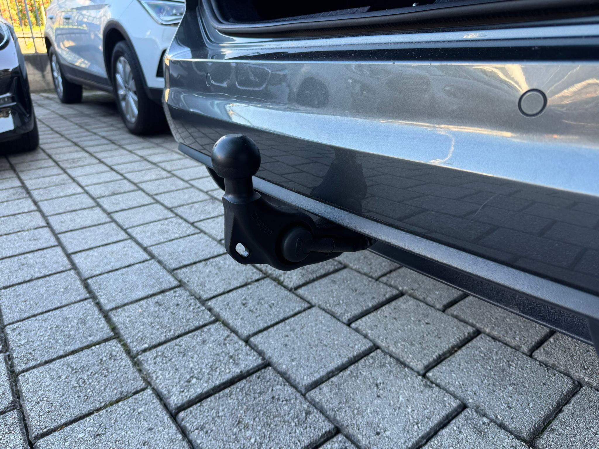 volkswagen touran 7sitzer 1.6TDI AHK Gancio (14)