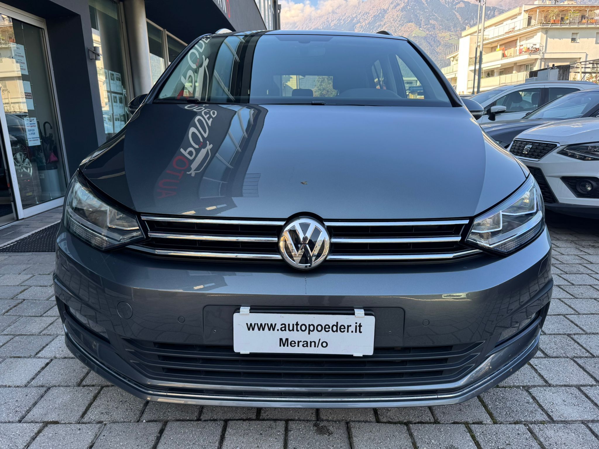 volkswagen touran 7sitzer 1.6TDI AHK Gancio (5)