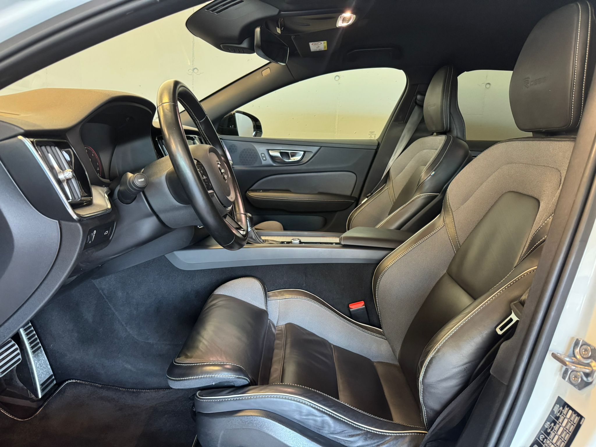 VOLVO V60 (8)