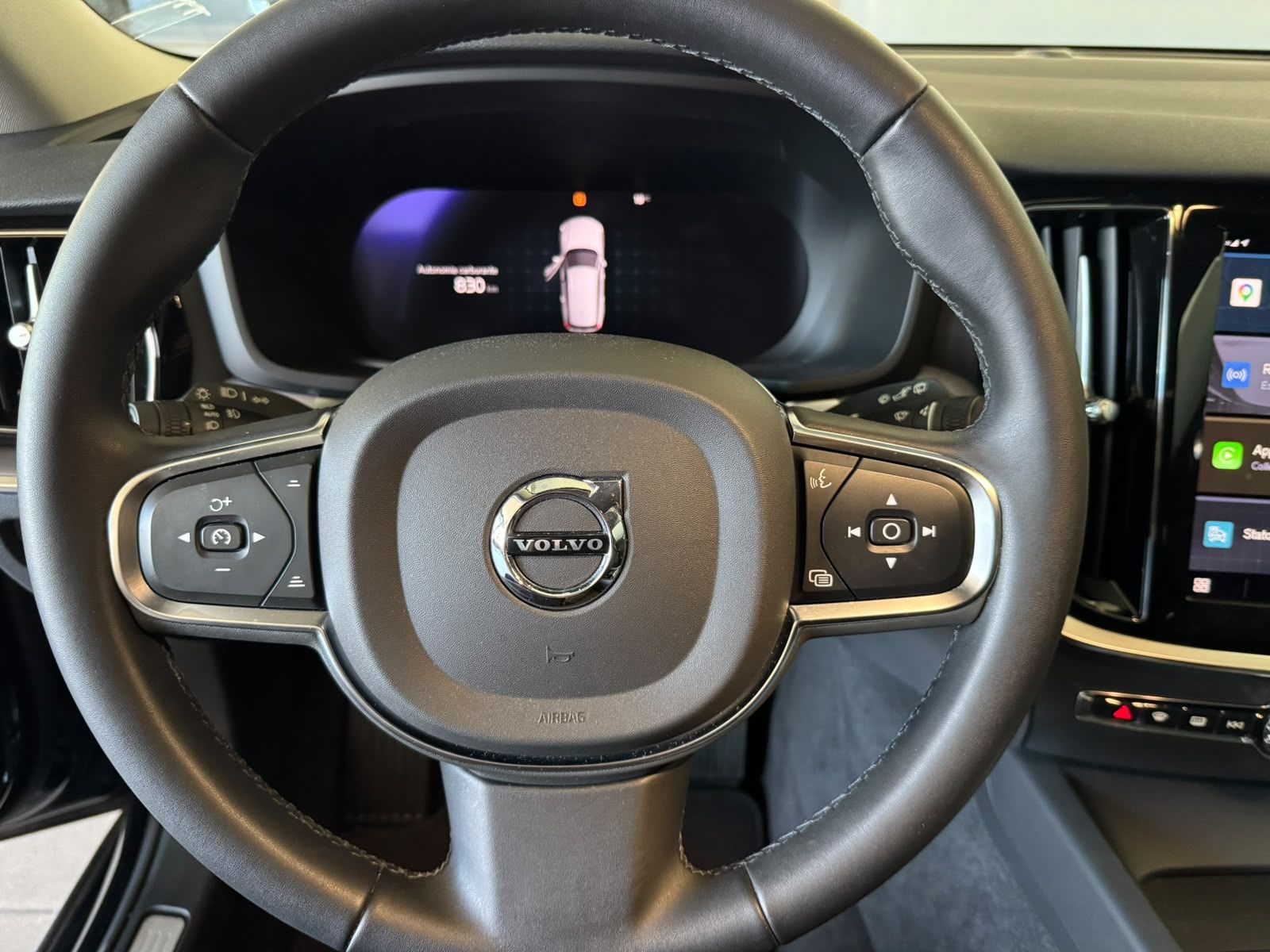 volvo v60 schwarz (14)