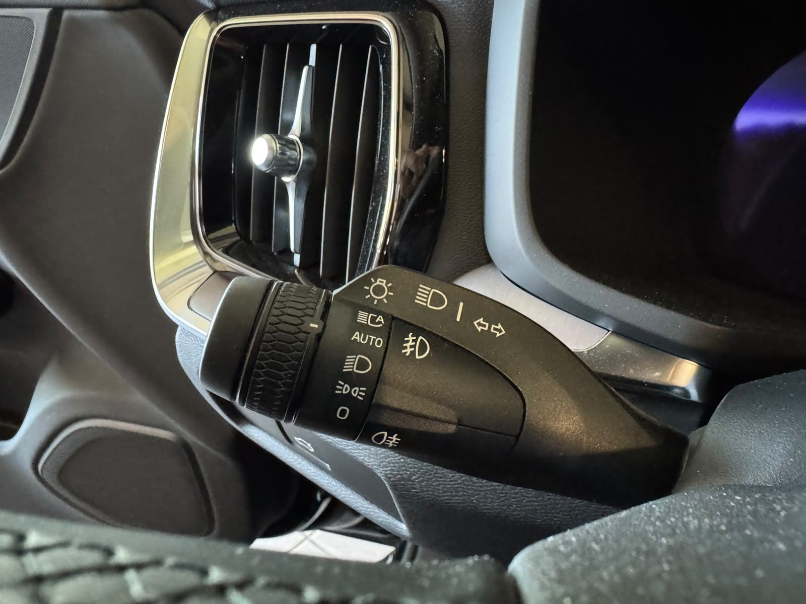 volvo v60 schwarz (15)