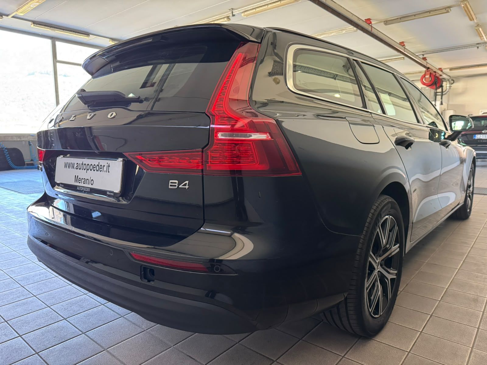 volvo v60 schwarz (3)
