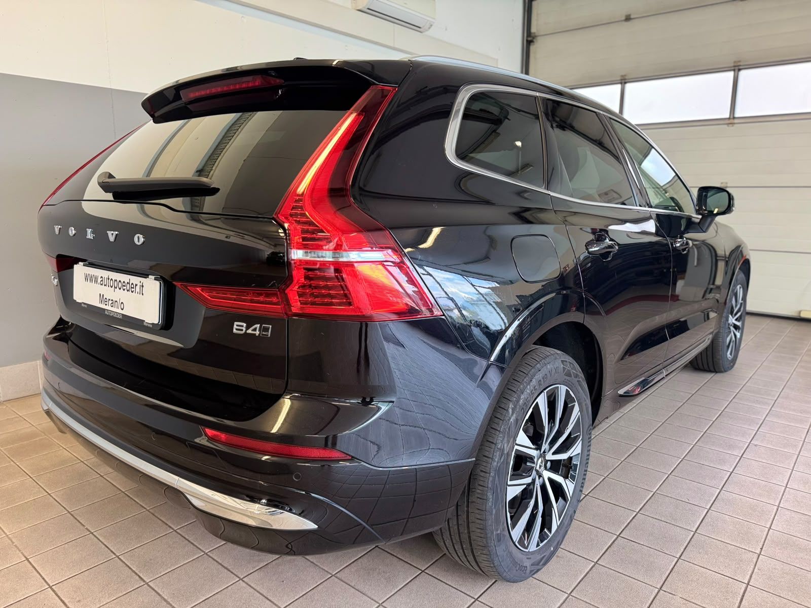 VOLVO XC 60 SCHWARZ 5