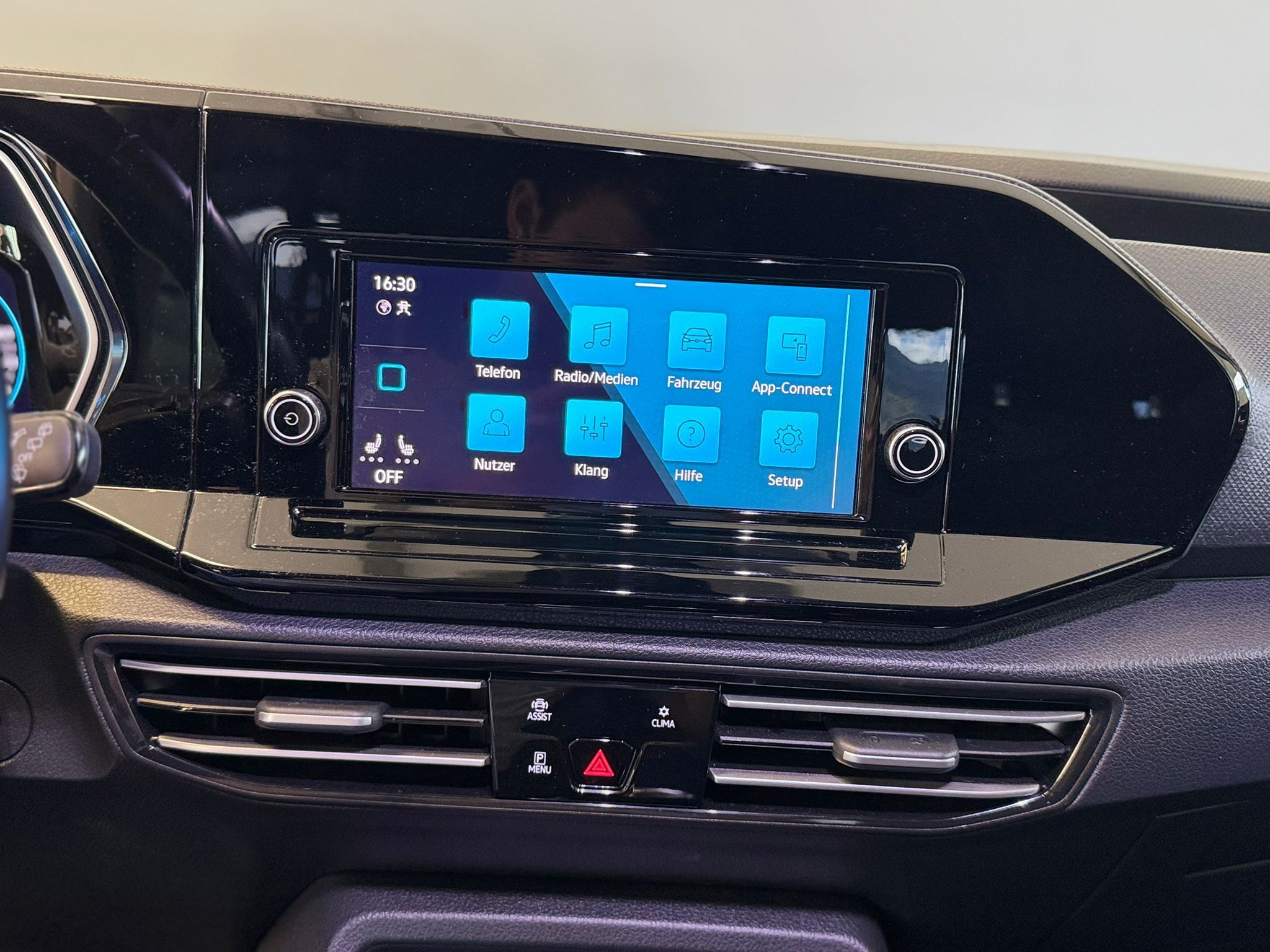 VW Caddy antrazit 2.0tdi 83733km (13)