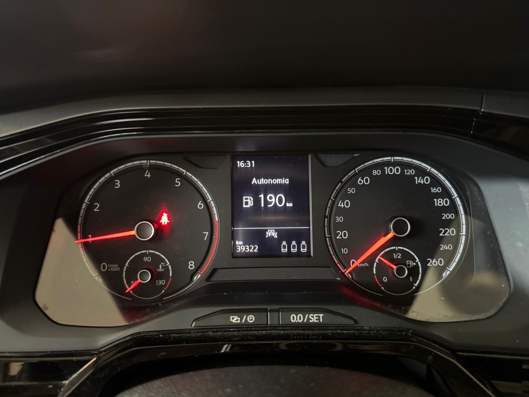 VW Polo 1.0 Grau (9)