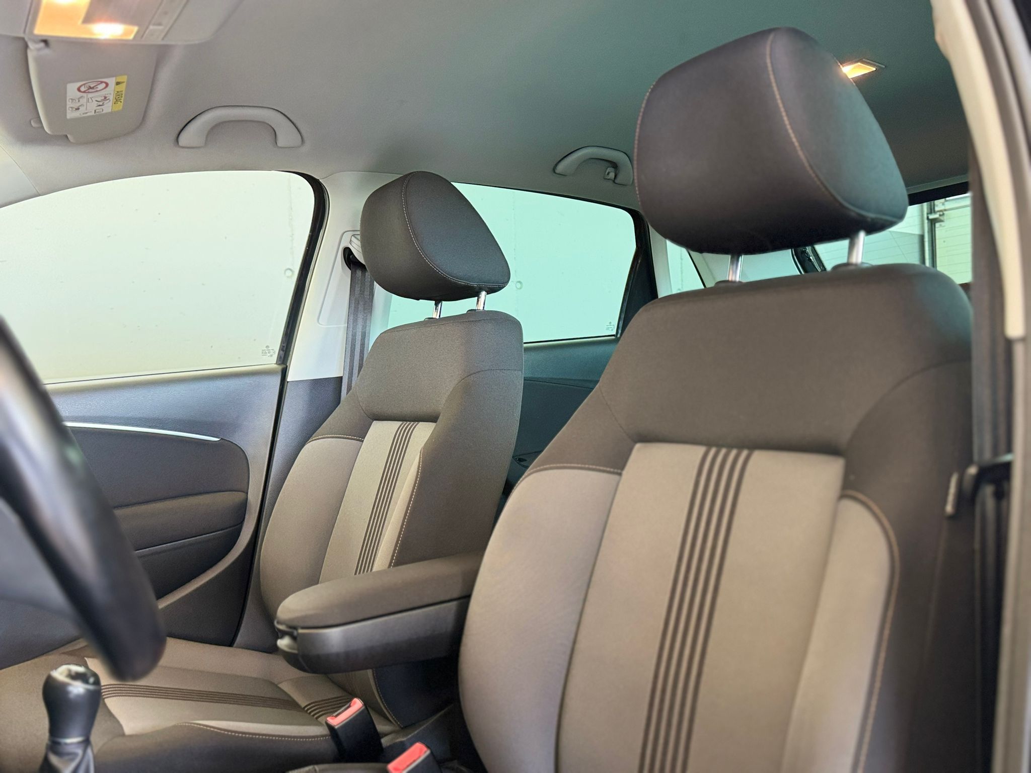 VW Polo 1.4TDI Grau (10)