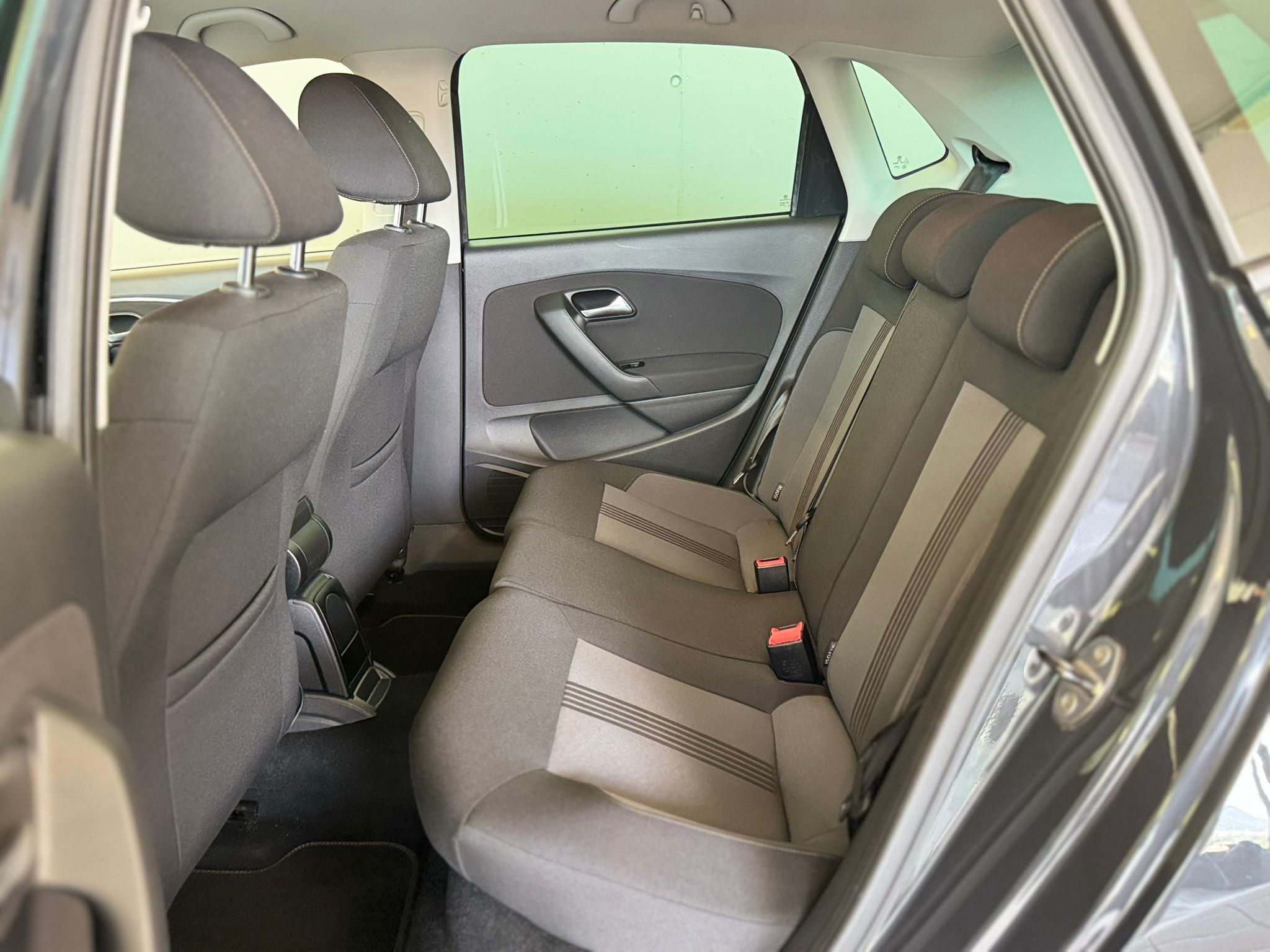 VW Polo 1.4TDI Grau (11)