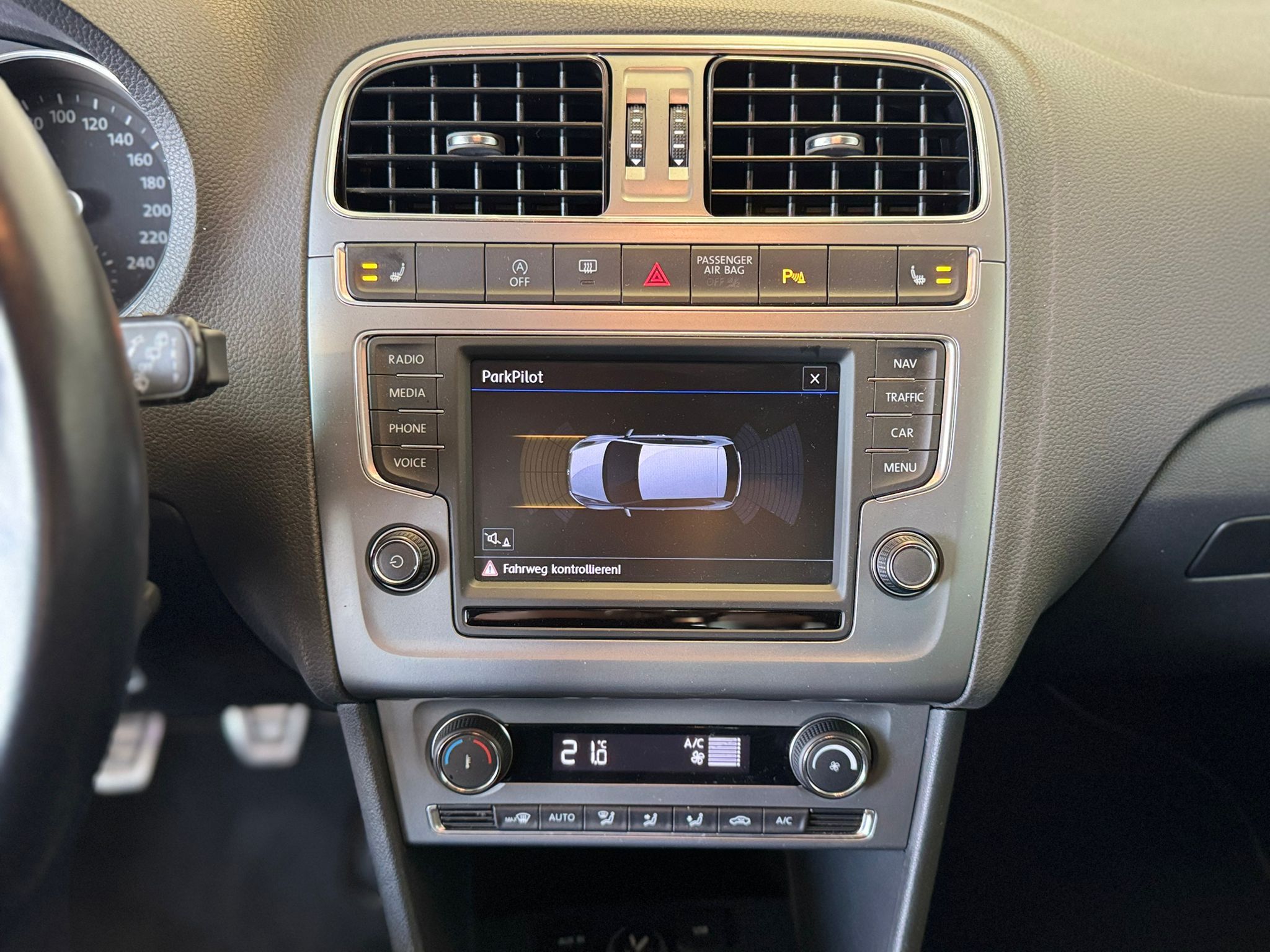 VW Polo 1.4TDI Grau (12)