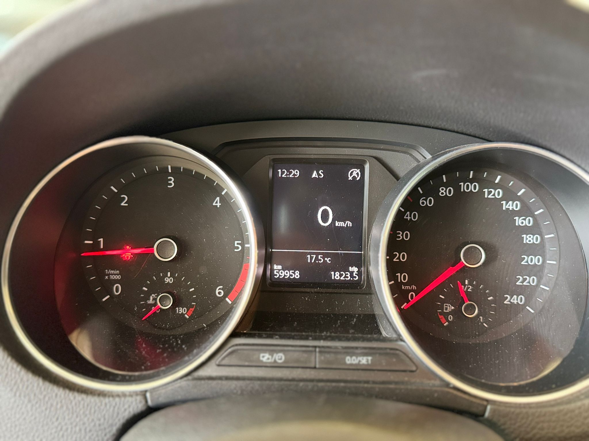 VW Polo 1.4TDI Grau (14)