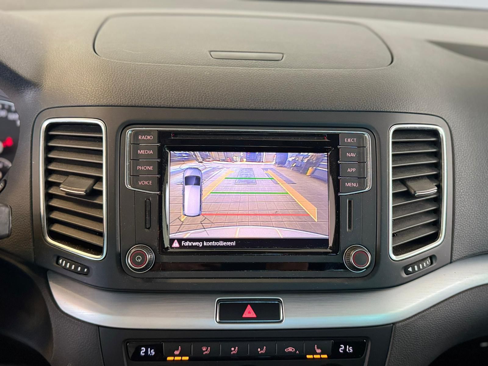 VW Sharan 2.0 TDI Comfortline (14)