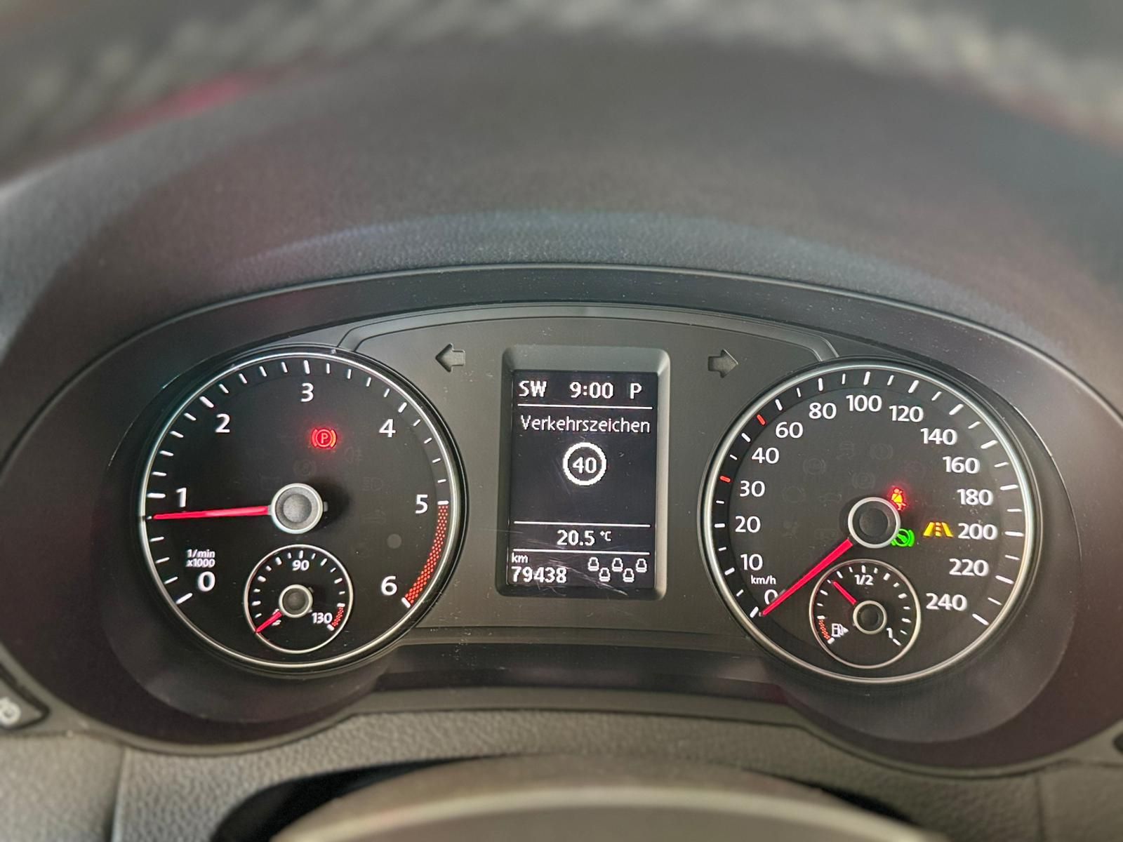 VW Sharan 2.0 TDI Comfortline (16)