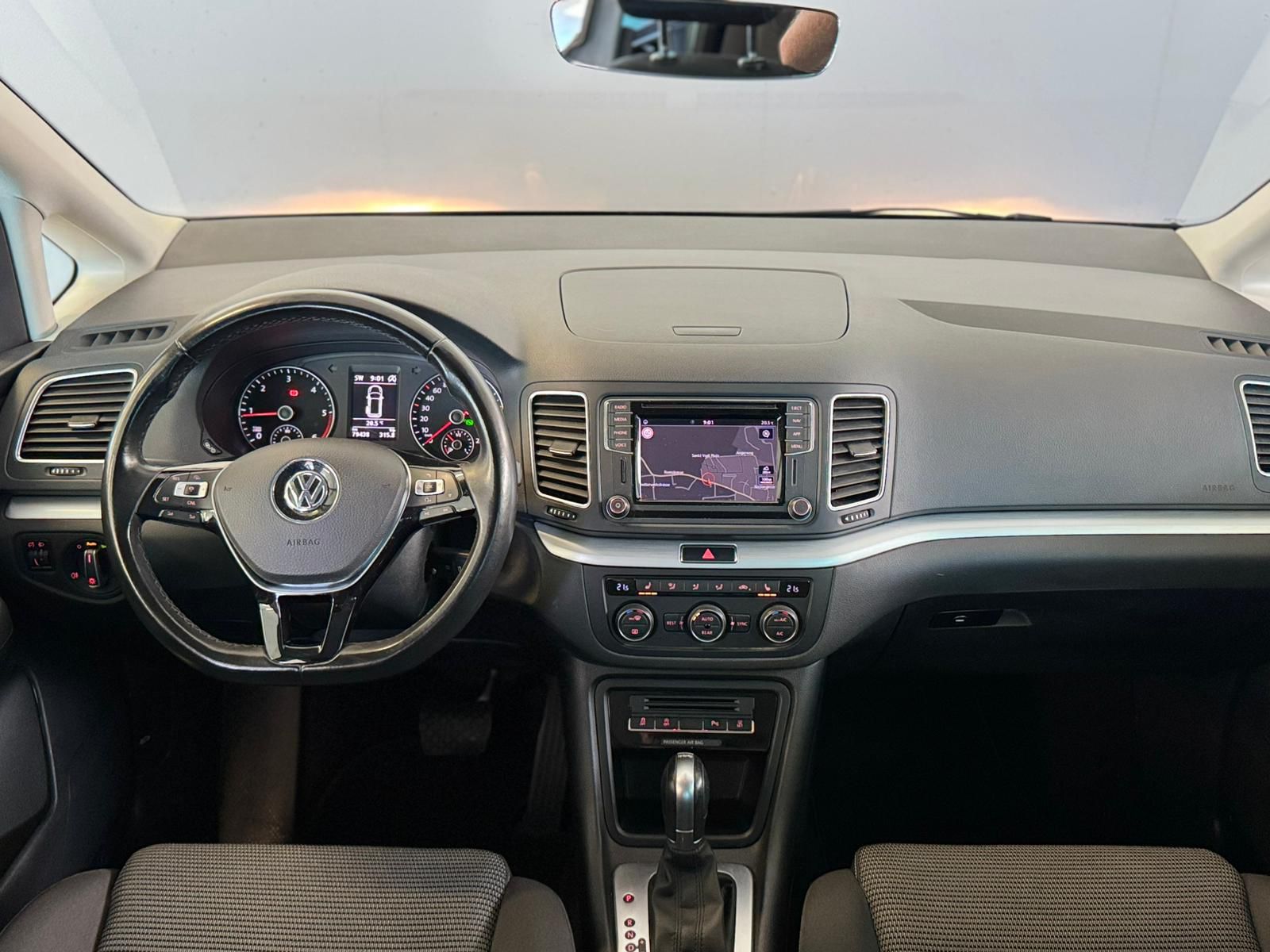 VW Sharan 2.0 TDI Comfortline (18)