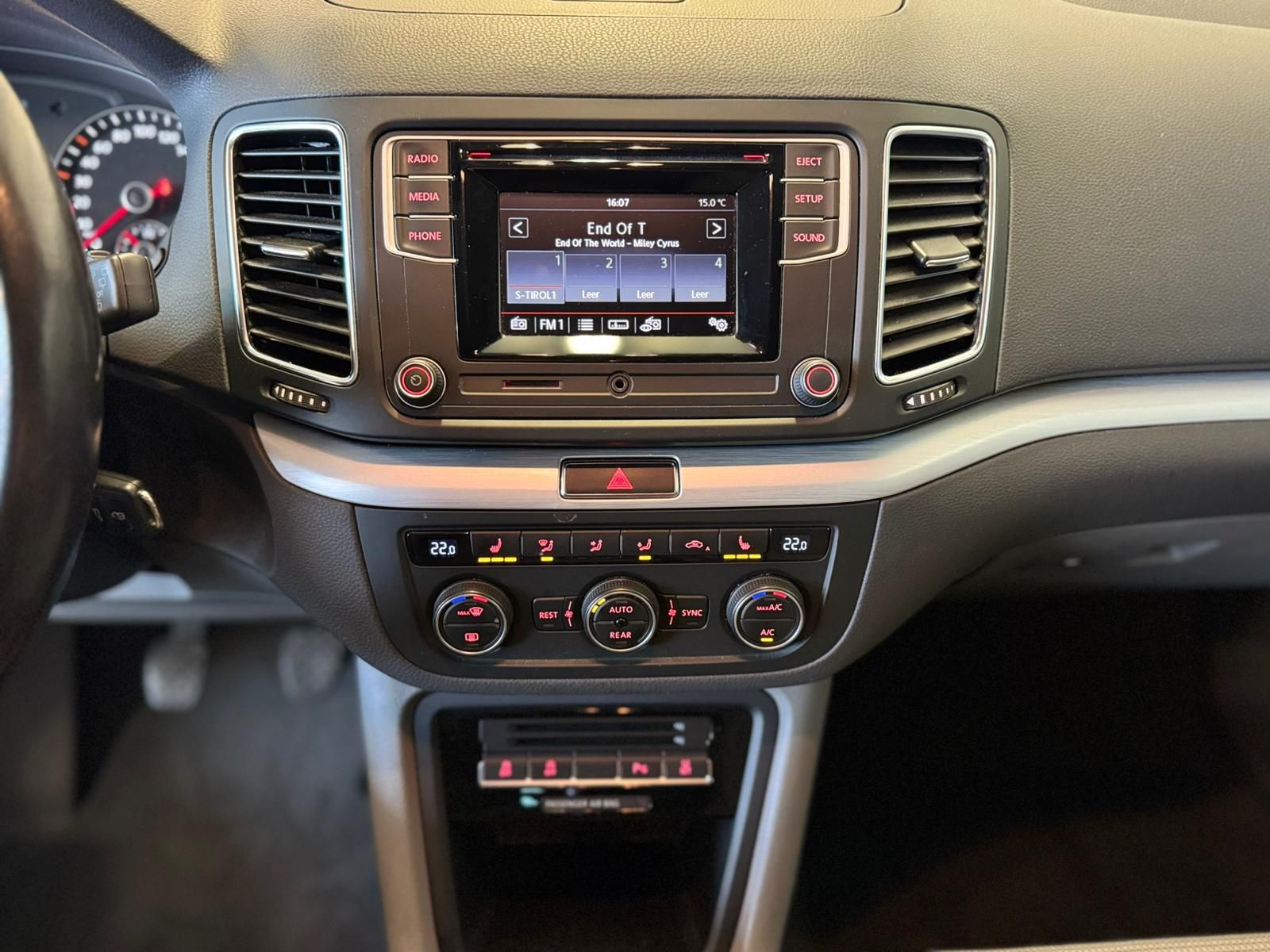 VW Sharan 2.0 TDI Silver 13