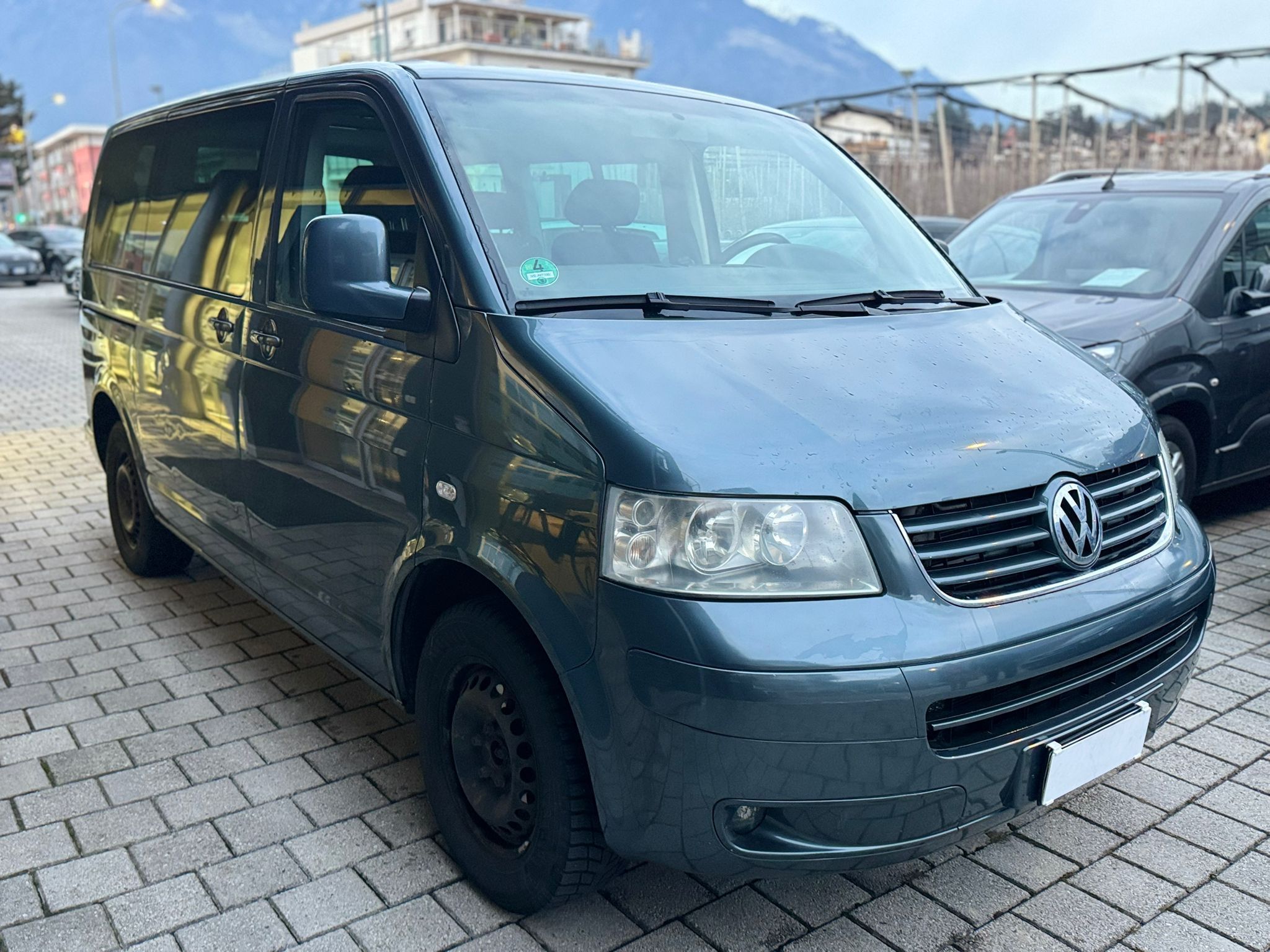 VW T5 2.5tdi Caravelle (2)