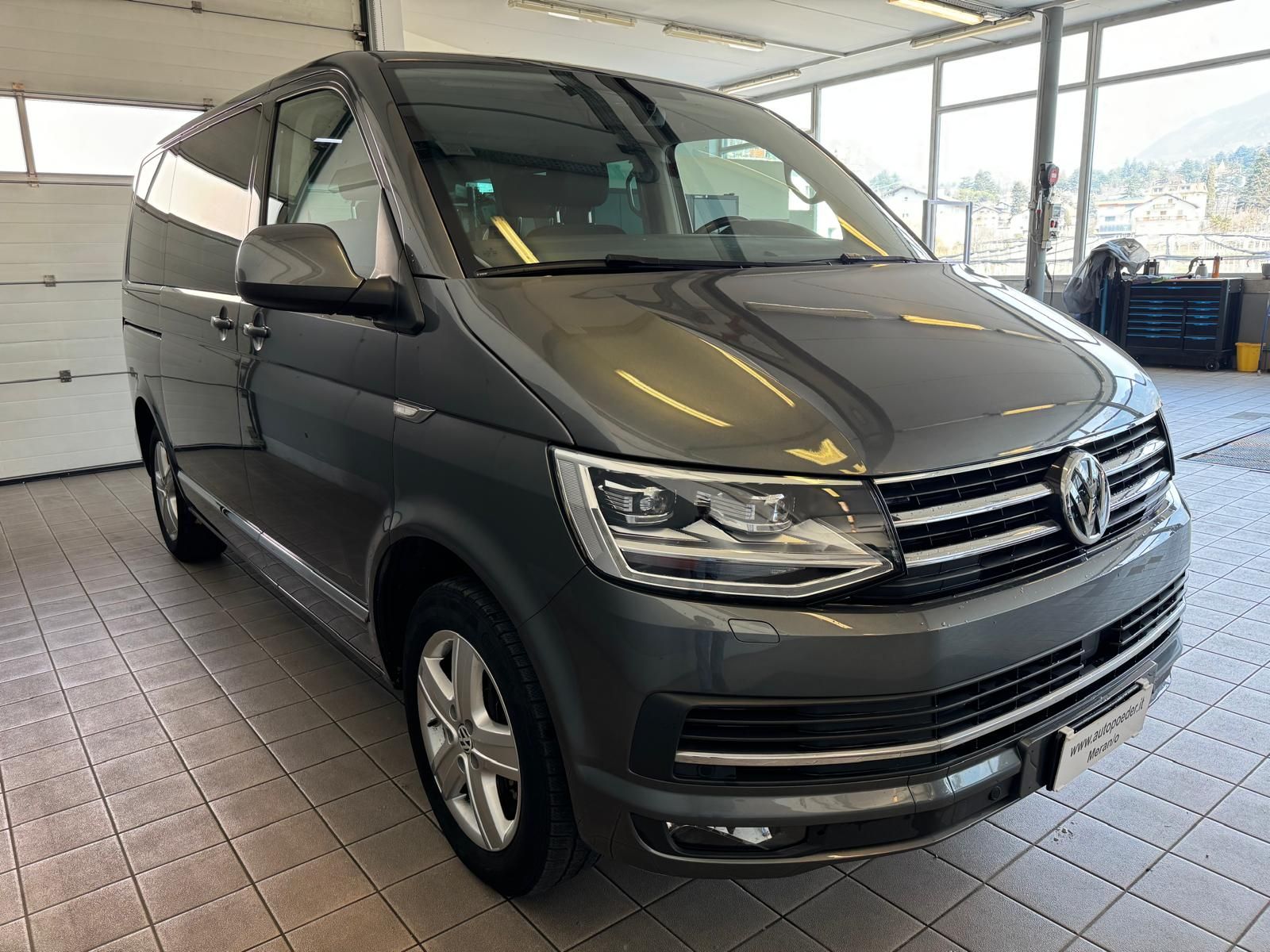 VW t6 Multivan 2.0TDI grau (2)