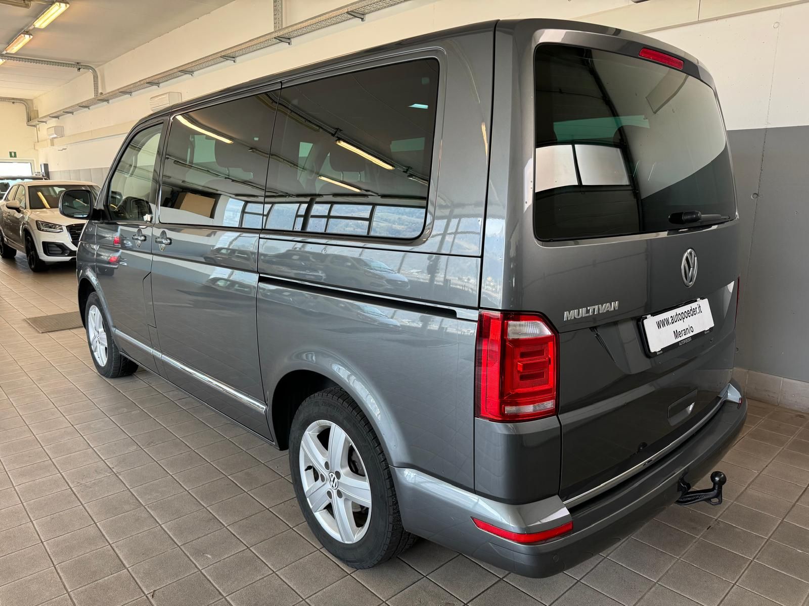 VW t6 Multivan 2.0TDI grau (3)
