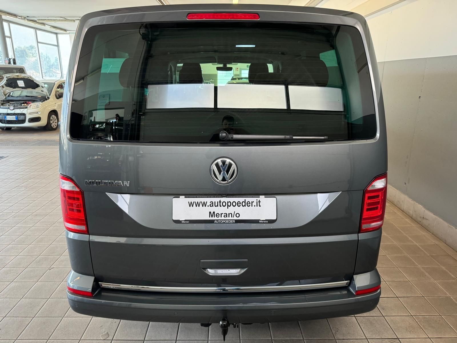 VW t6 Multivan 2.0TDI grau (7)