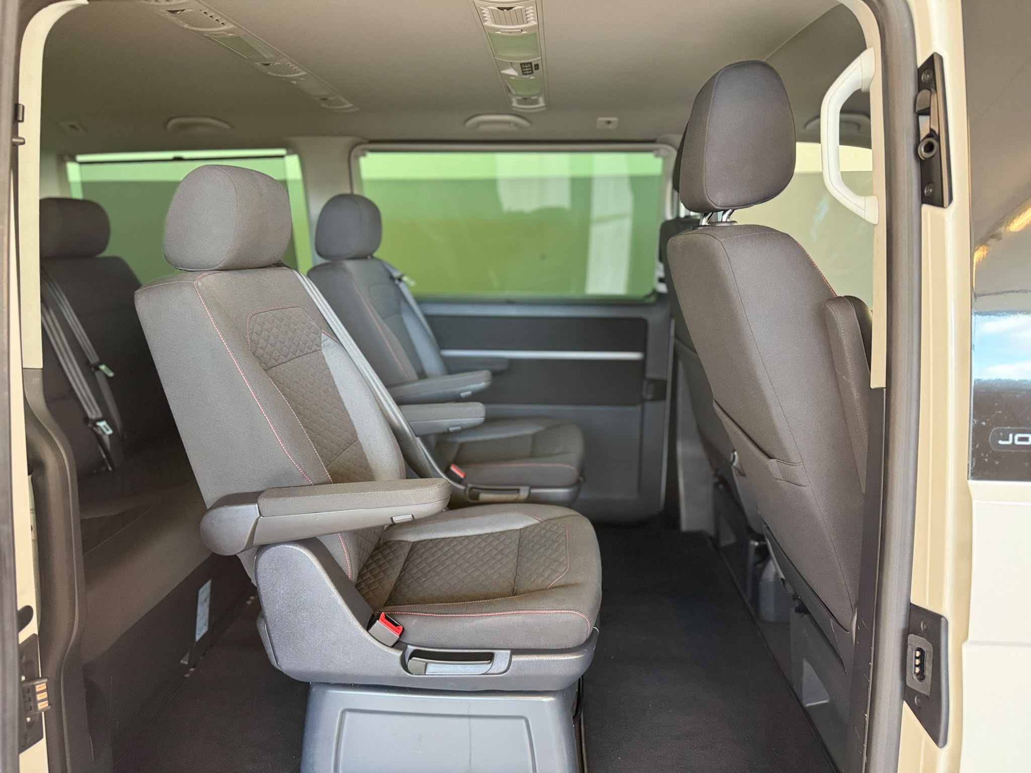 VW t6 multivan weiss (12)