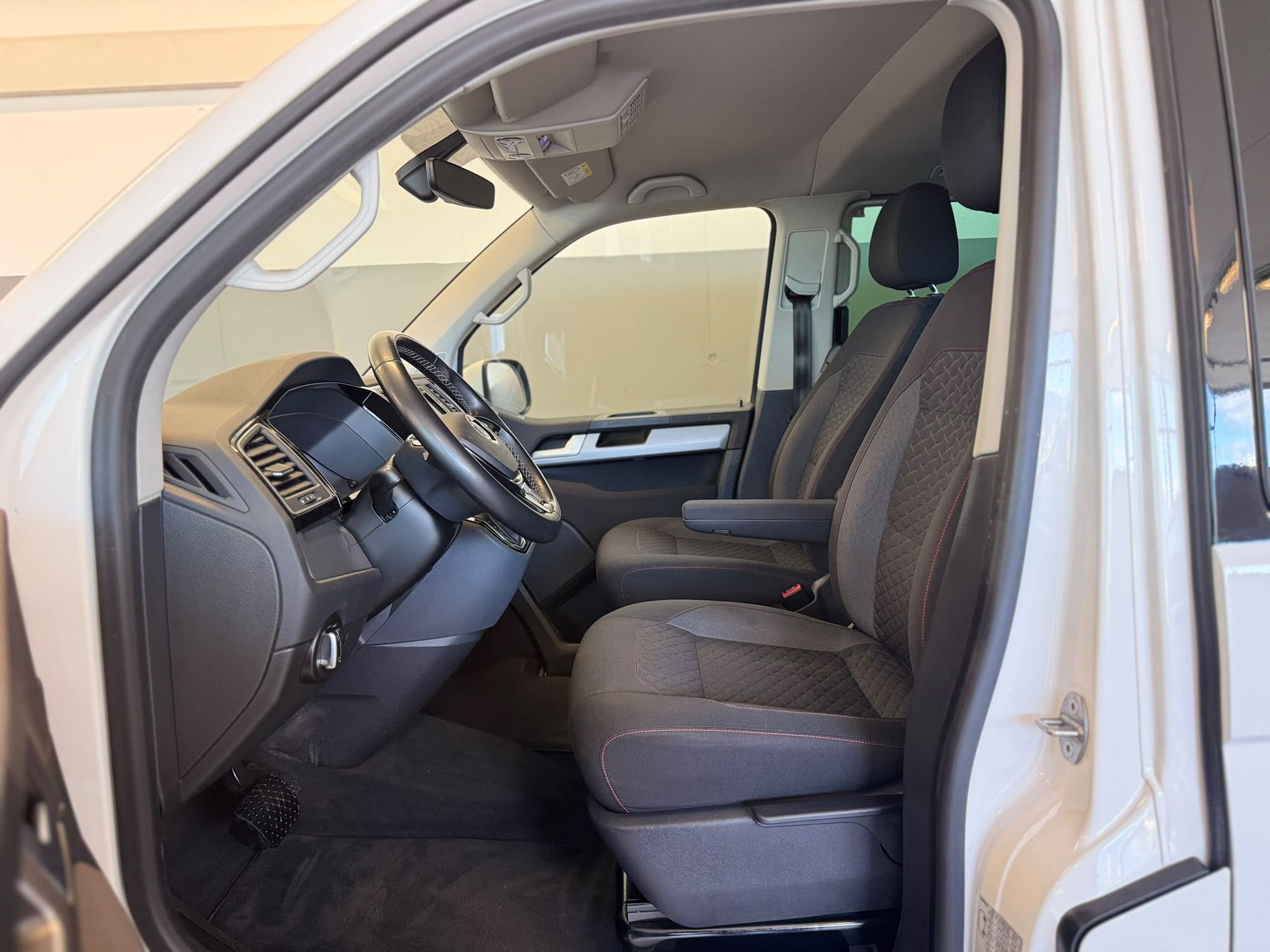 VW t6 multivan weiss (7)
