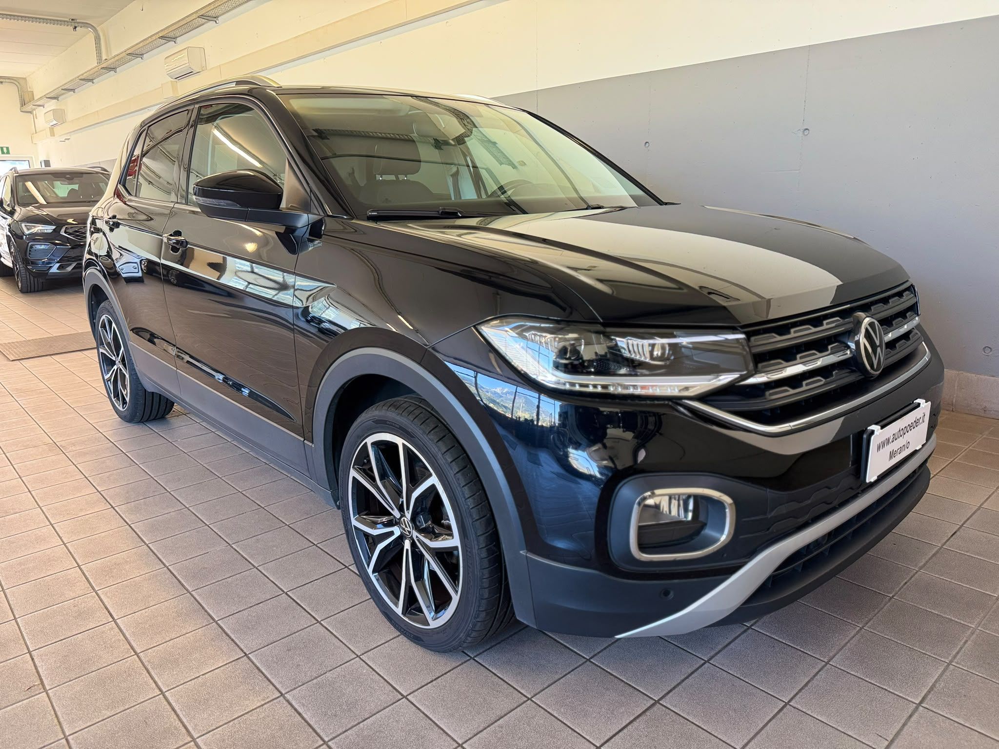 vw tcross schwarz (2)