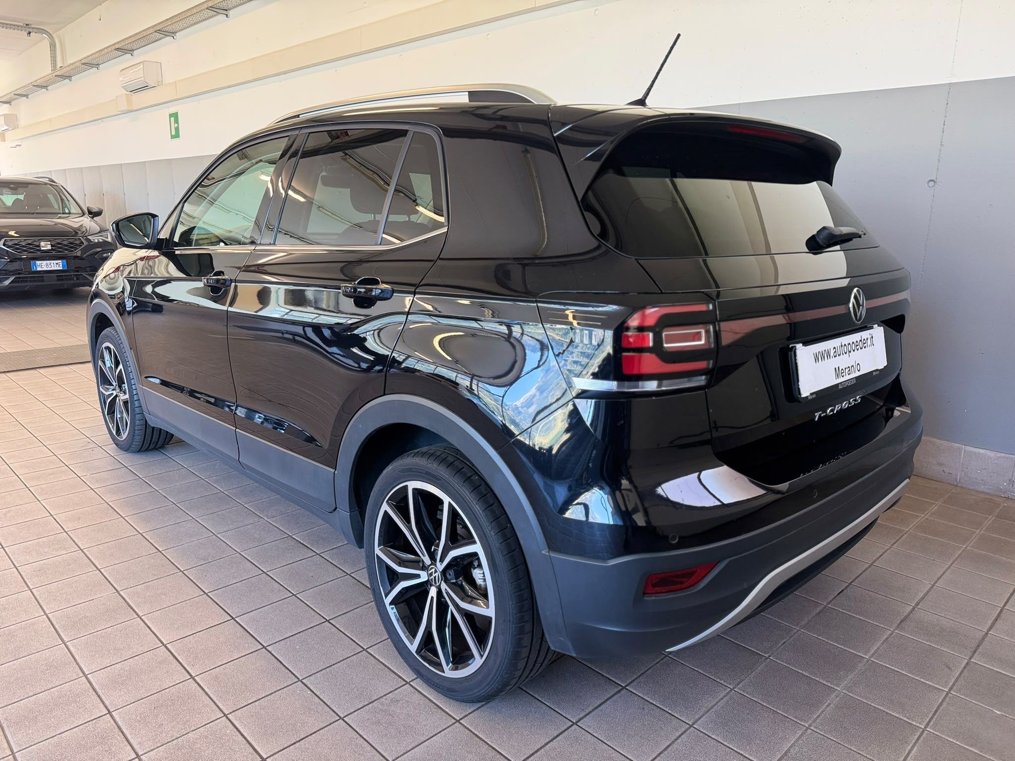 vw tcross schwarz (3)