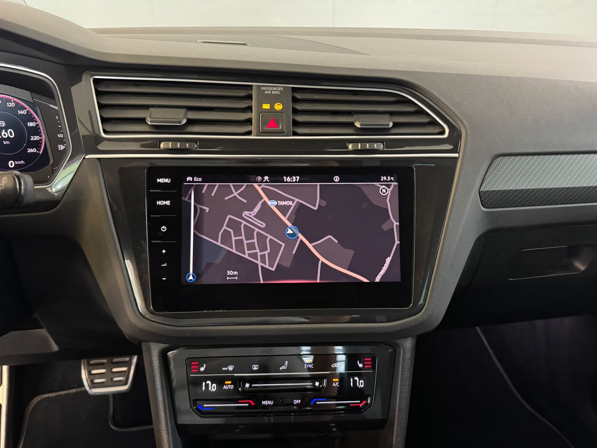 VW Tiguan R Line (18)