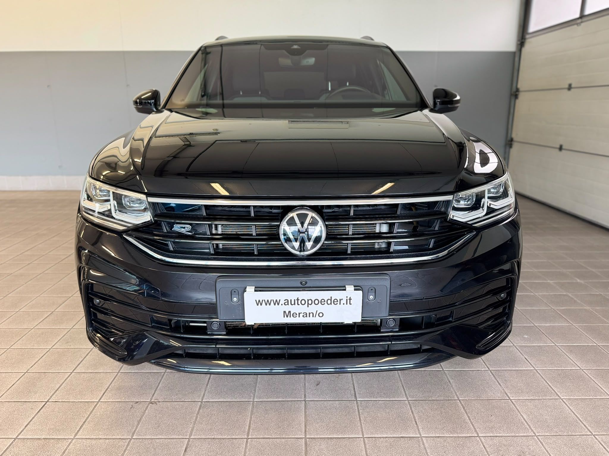 VW Tiguan R Line (7)