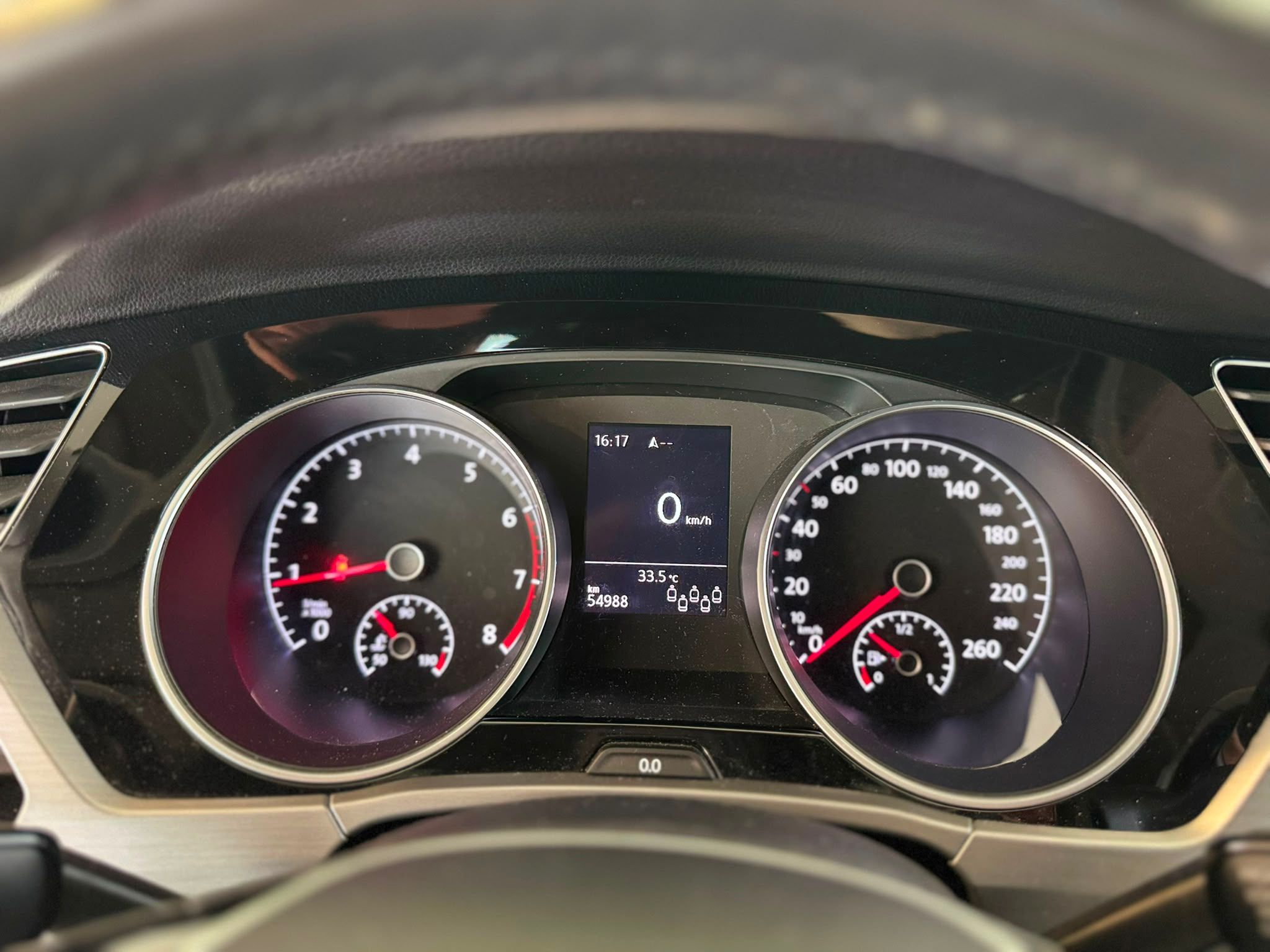 VW touran 15tsi schwarz (13)