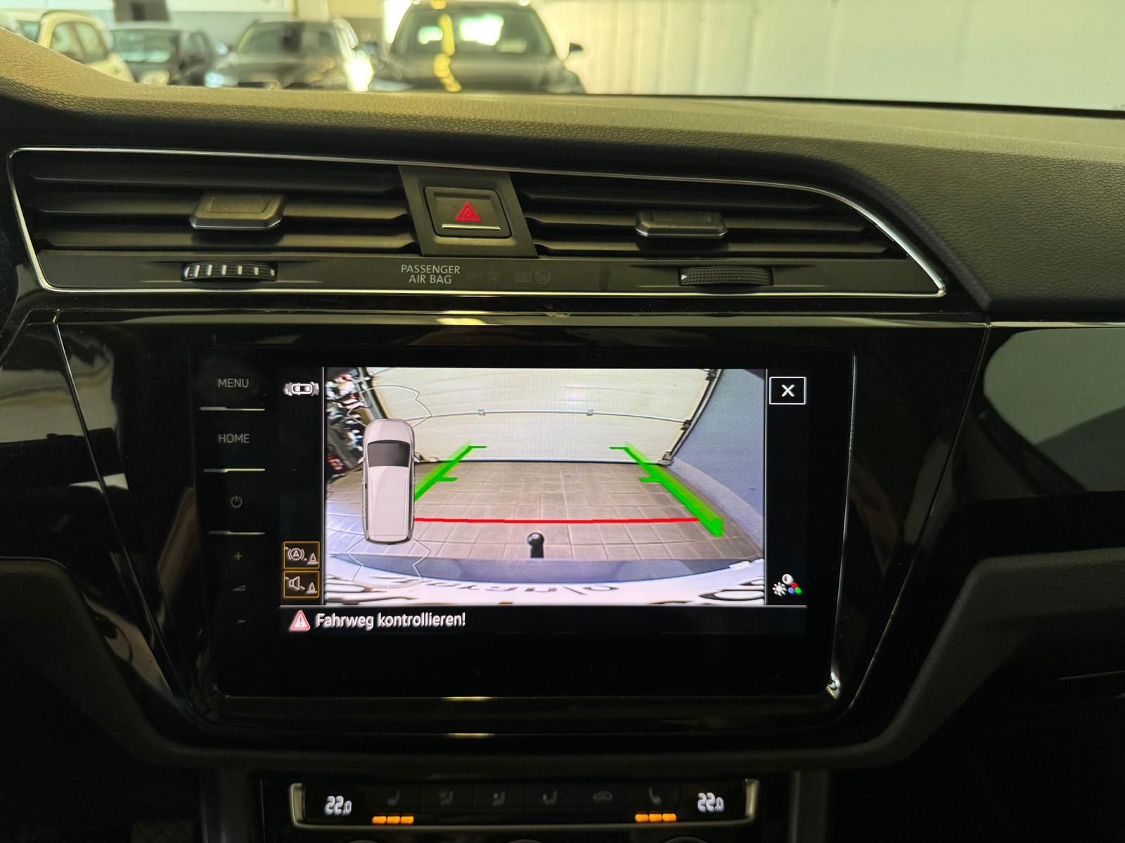 VW Touran 2.0 TDI Gancio Panoramadach (11)