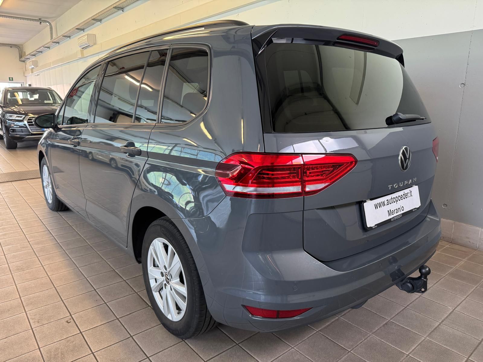 VW Touran 2.0 TDI Gancio Panoramadach (4)