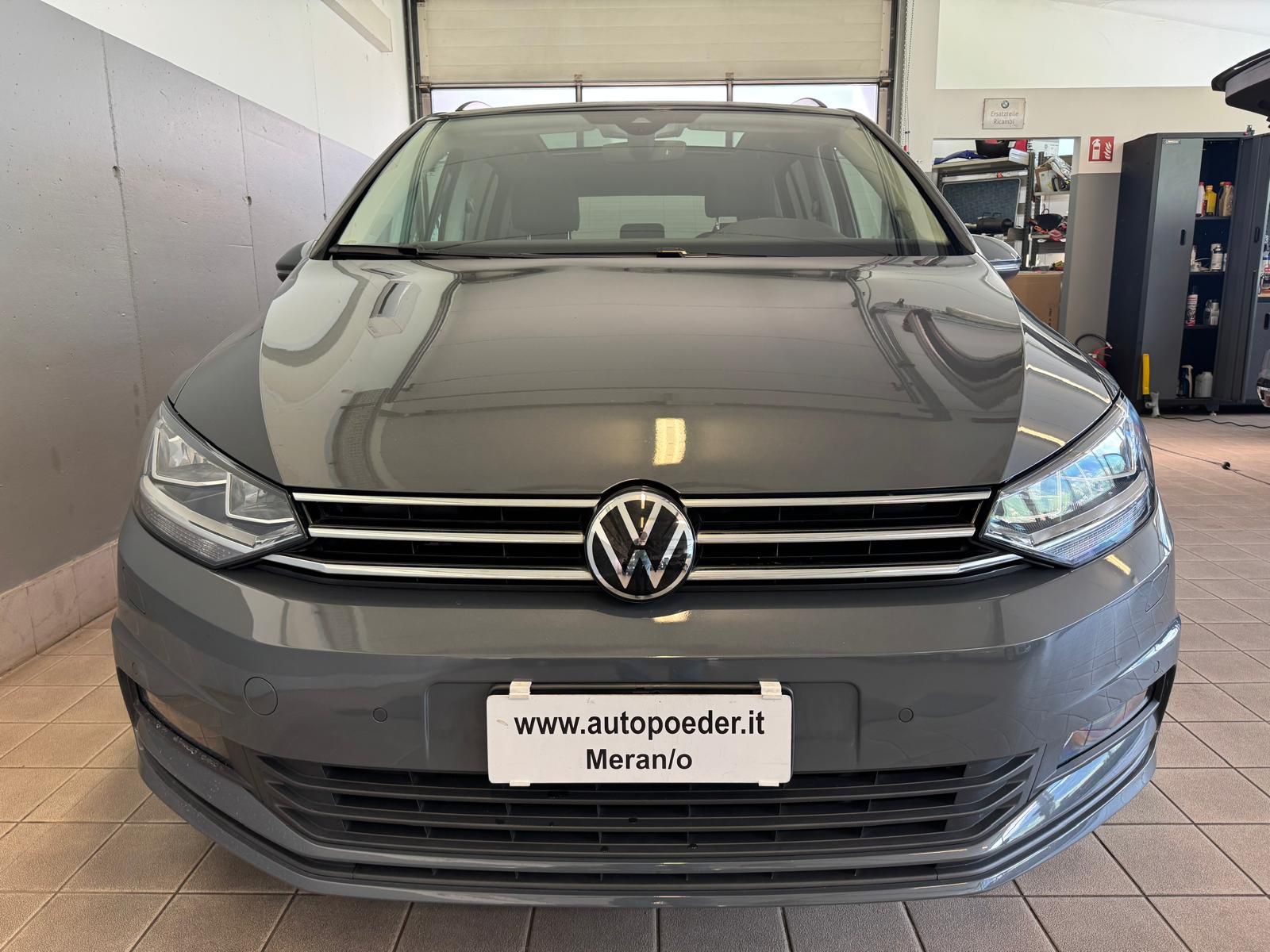 VW Touran 2.0 TDI Gancio Panoramadach (6)