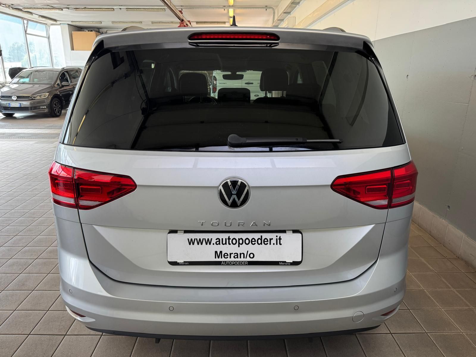 VW Touran 2.0 TDI silver (7)