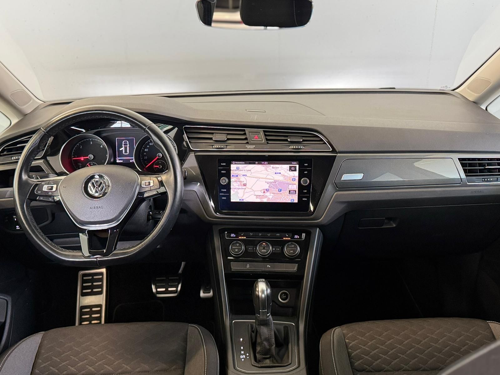 VW Touran 2.0 TDI wießß (17)