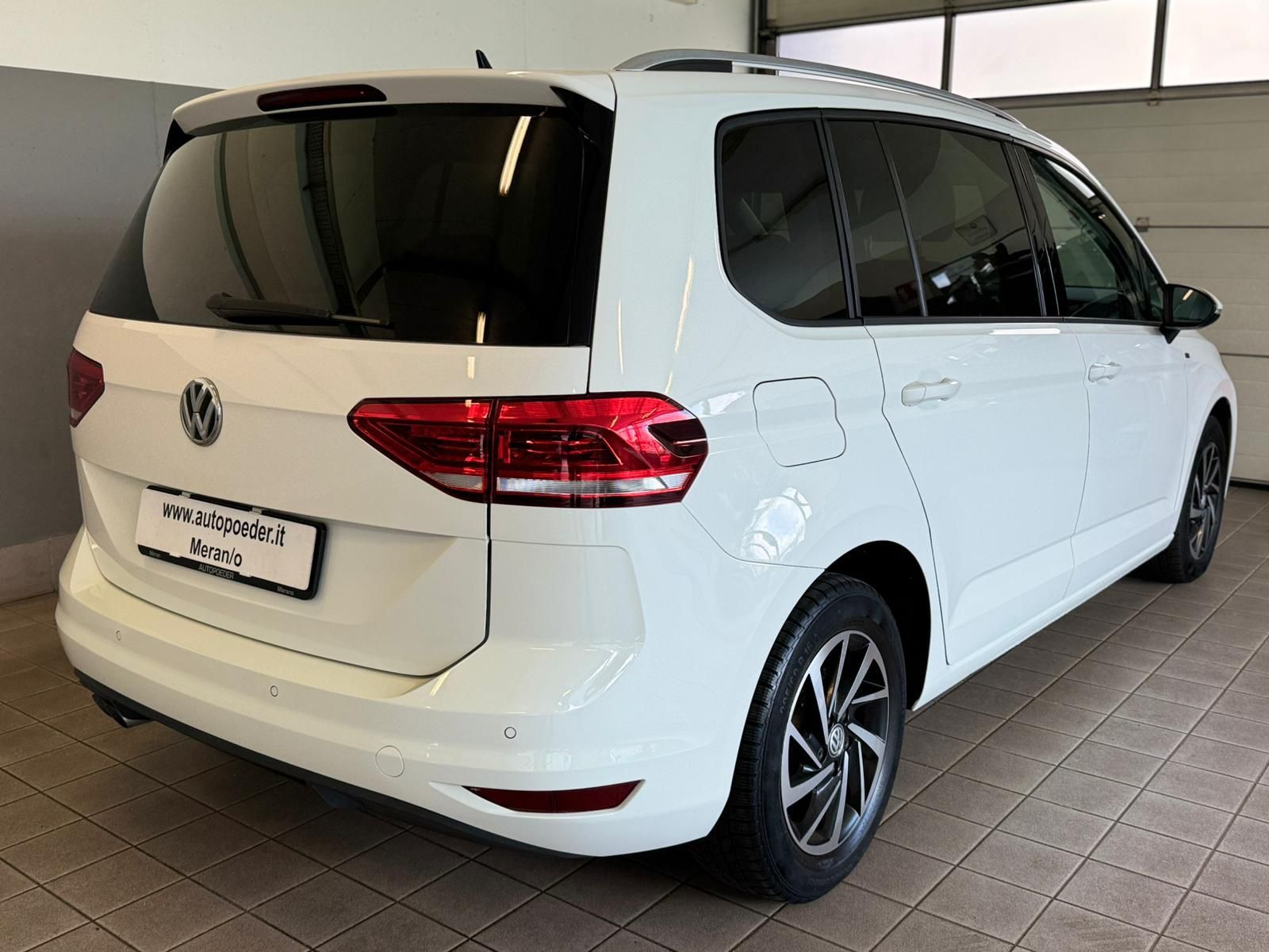 VW Touran 2.0 TDI wießß (4)