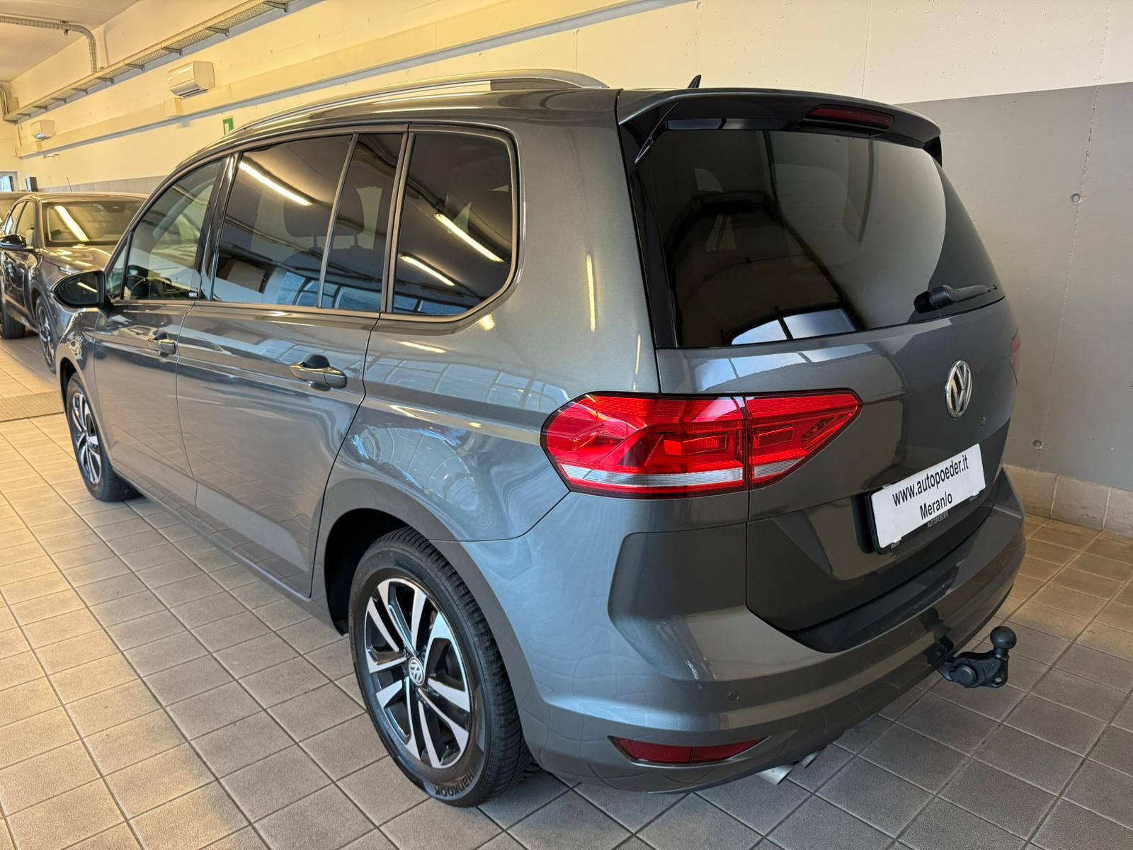 VW TOURAN 7 SITZER GRAU PANORAMADACH AHK (4)