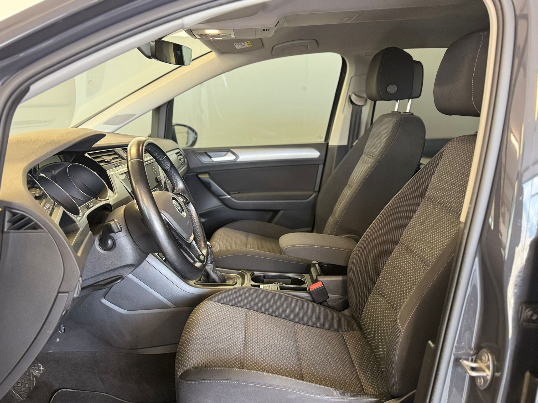 VW Touran MausGrau (11)