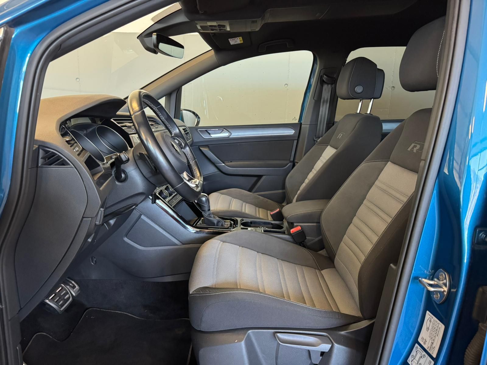 VW Touran R line Blau 2.0 tdi 7posti (8)