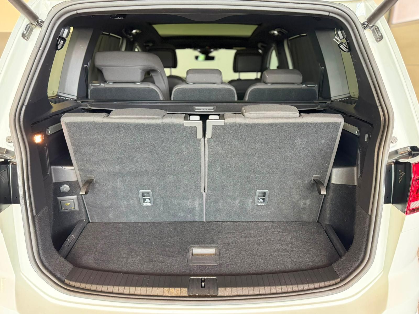 vw touran15 tsi rline weiss (19)