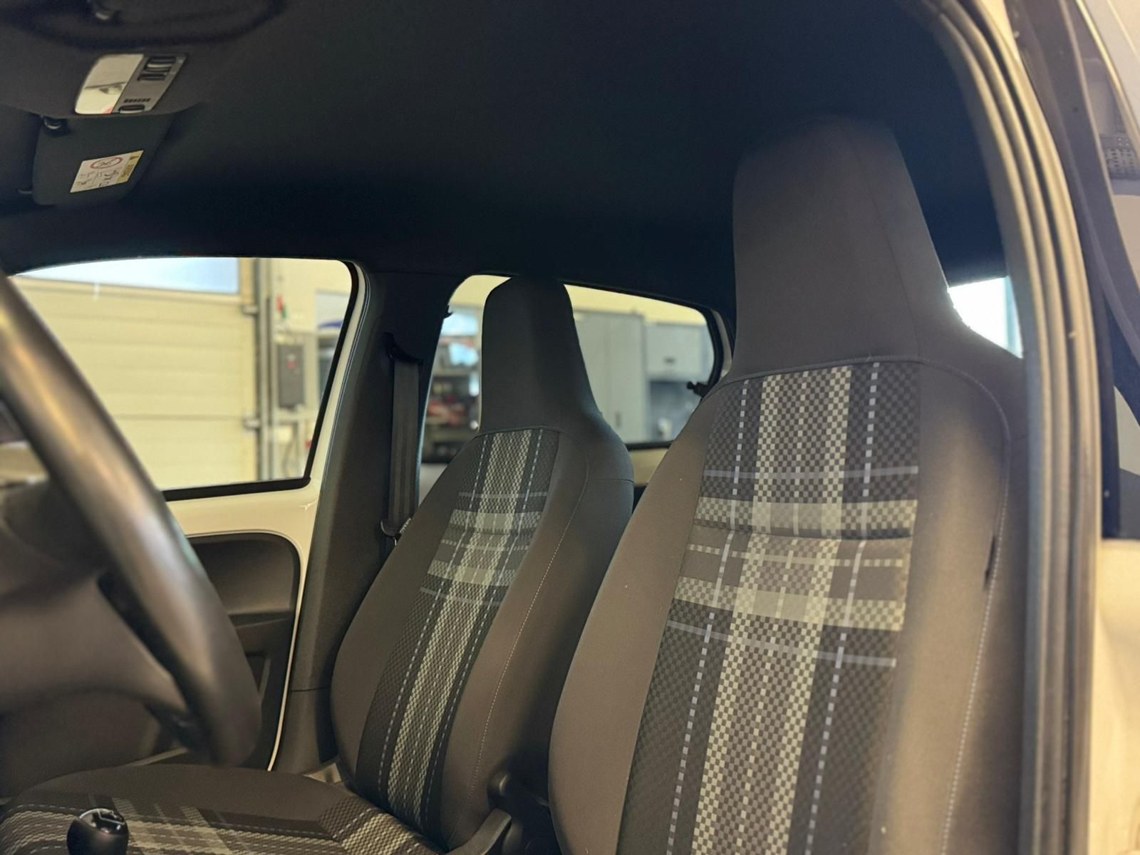 vw up weiss (12)